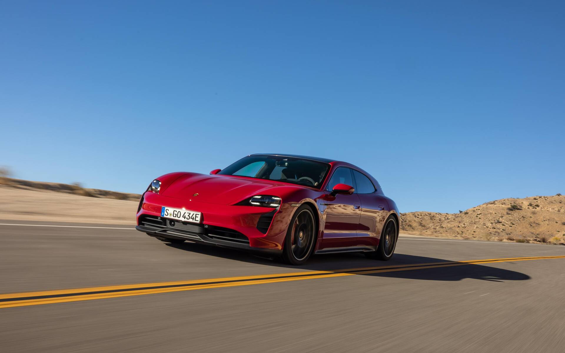 Porsche Taycan GTS Sport Turismo 2022 : à l'essai sur les routes californiennes