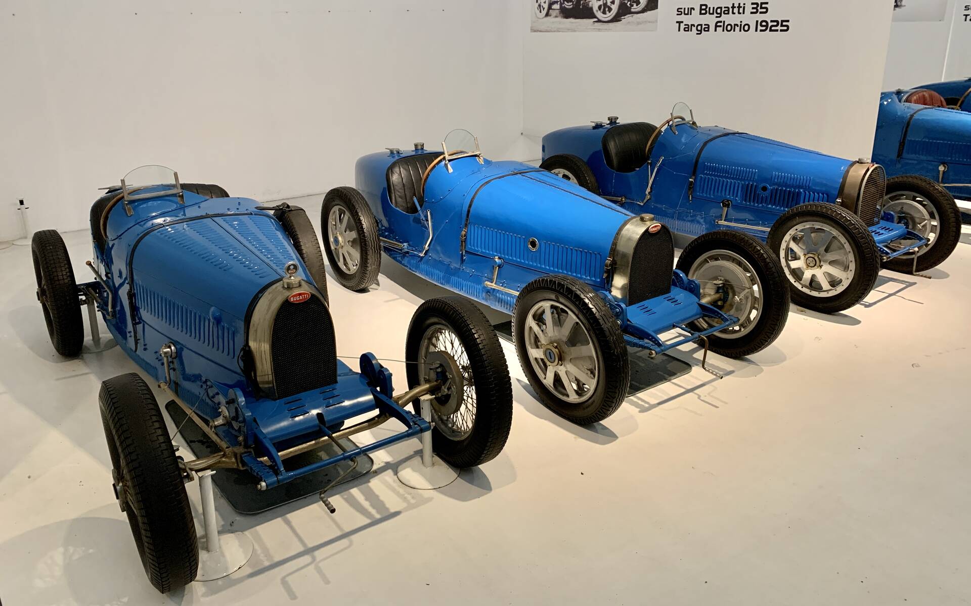En photos : une centaine de Bugatti réunies dans un même musée 503080-en-photos-des-dizaines-de-bugatti-reunies-dans-un-meme-musee
