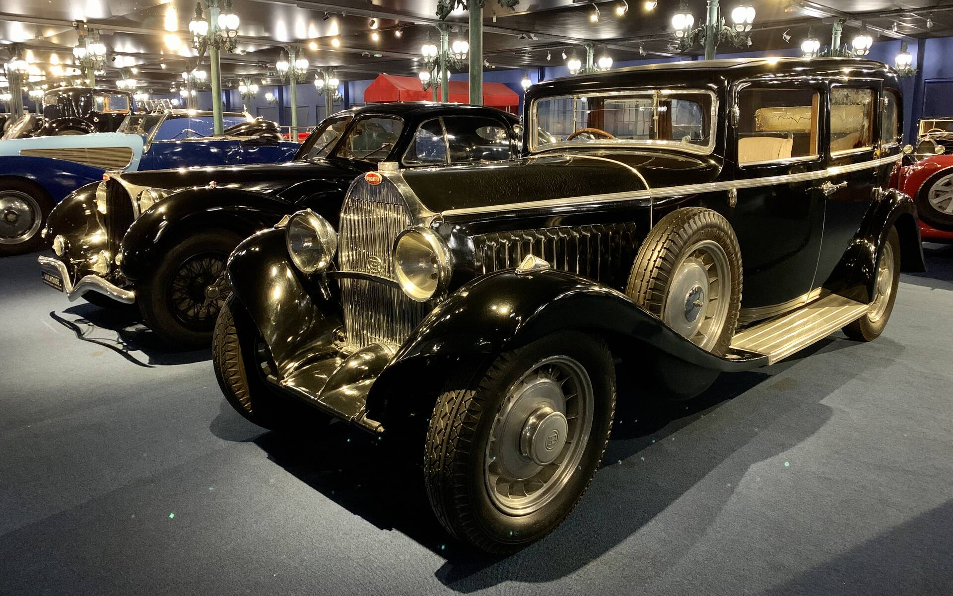 En photos : une centaine de Bugatti réunies dans un même musée 503096-en-photos-des-dizaines-de-bugatti-reunies-dans-un-meme-musee