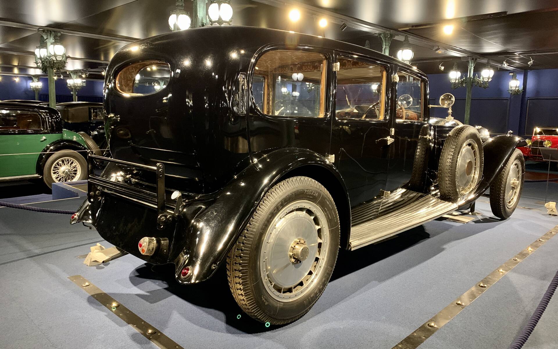 En photos : une centaine de Bugatti réunies dans un même musée 503103-en-photos-des-dizaines-de-bugatti-reunies-dans-un-meme-musee
