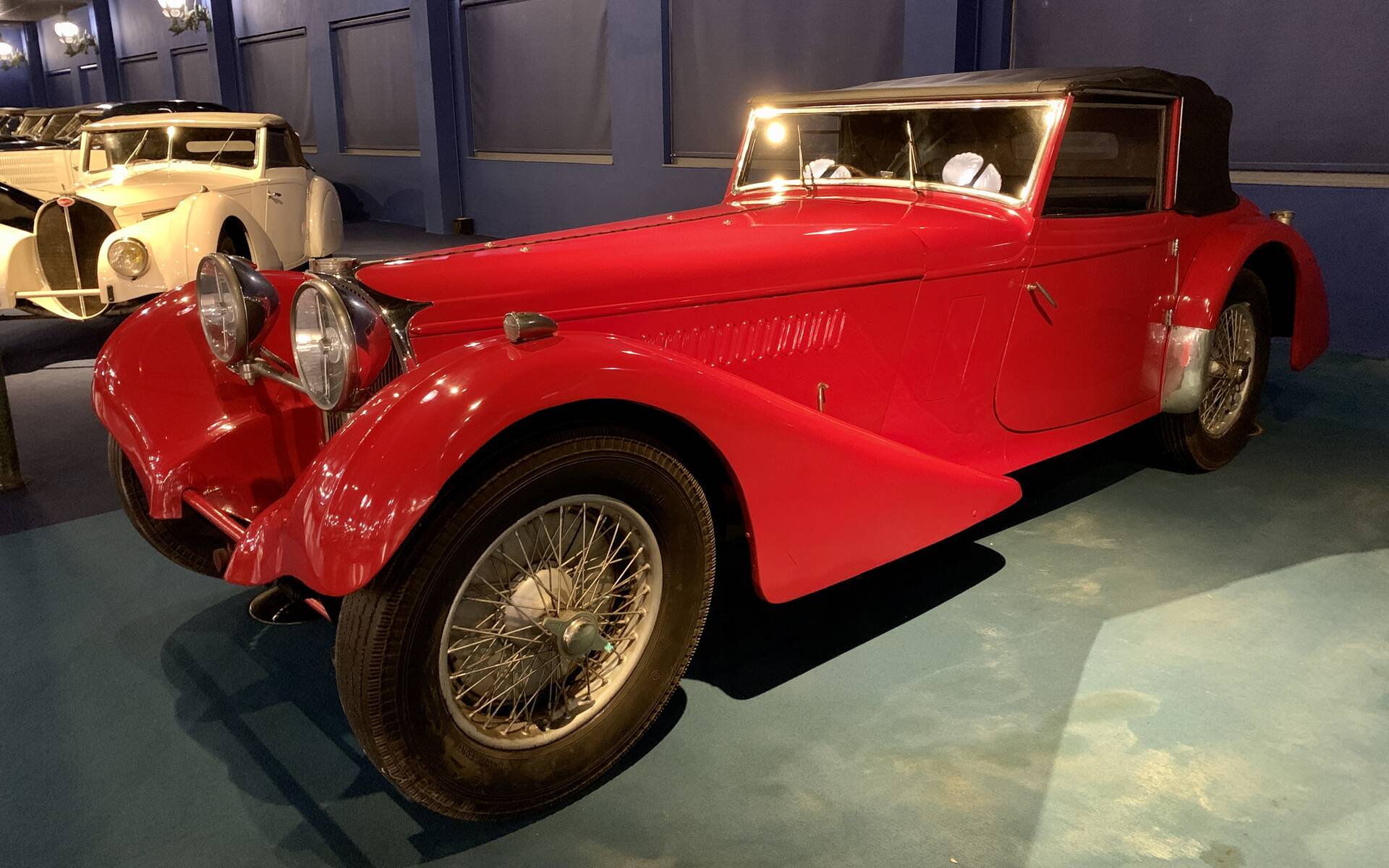 En photos : une centaine de Bugatti réunies dans un même musée 503104-en-photos-des-dizaines-de-bugatti-reunies-dans-un-meme-musee