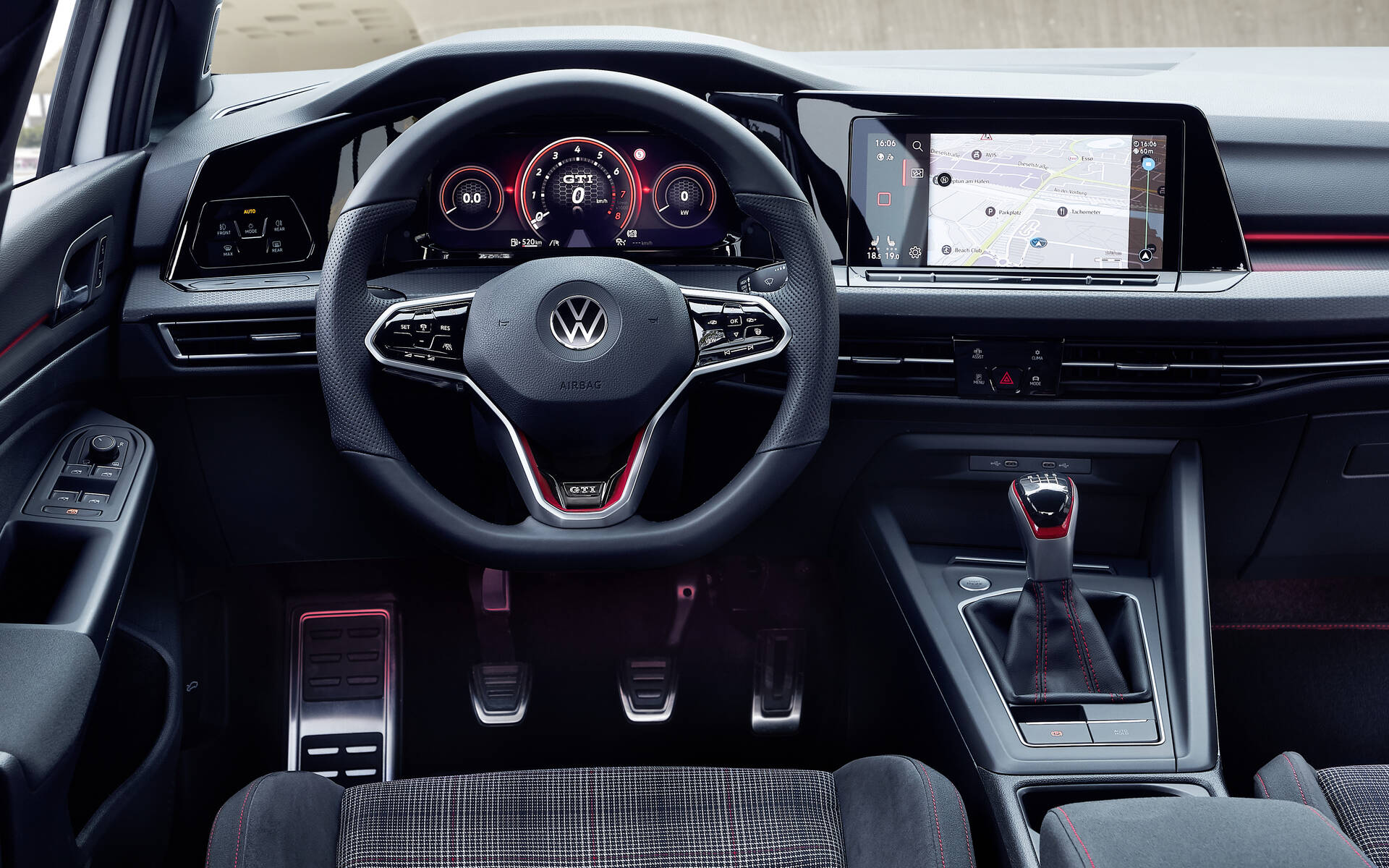 La Volkswagen Golf GTI d’hier à aujourd’hui 503954-la-volkswagen-golf-gti-d-hier-a-aujourd-hui