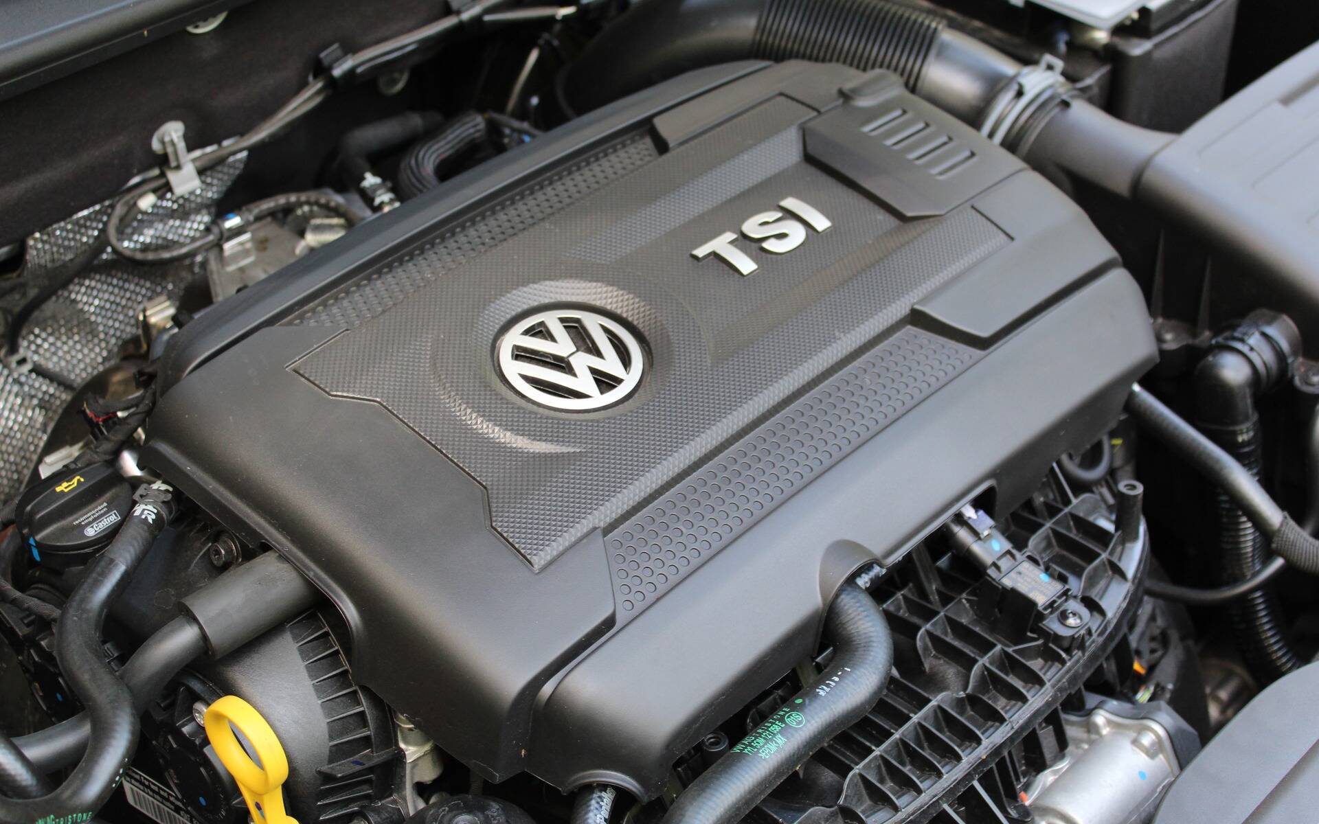 La Volkswagen Golf GTI d’hier à aujourd’hui 503967-la-volkswagen-golf-gti-d-hier-a-aujourd-hui