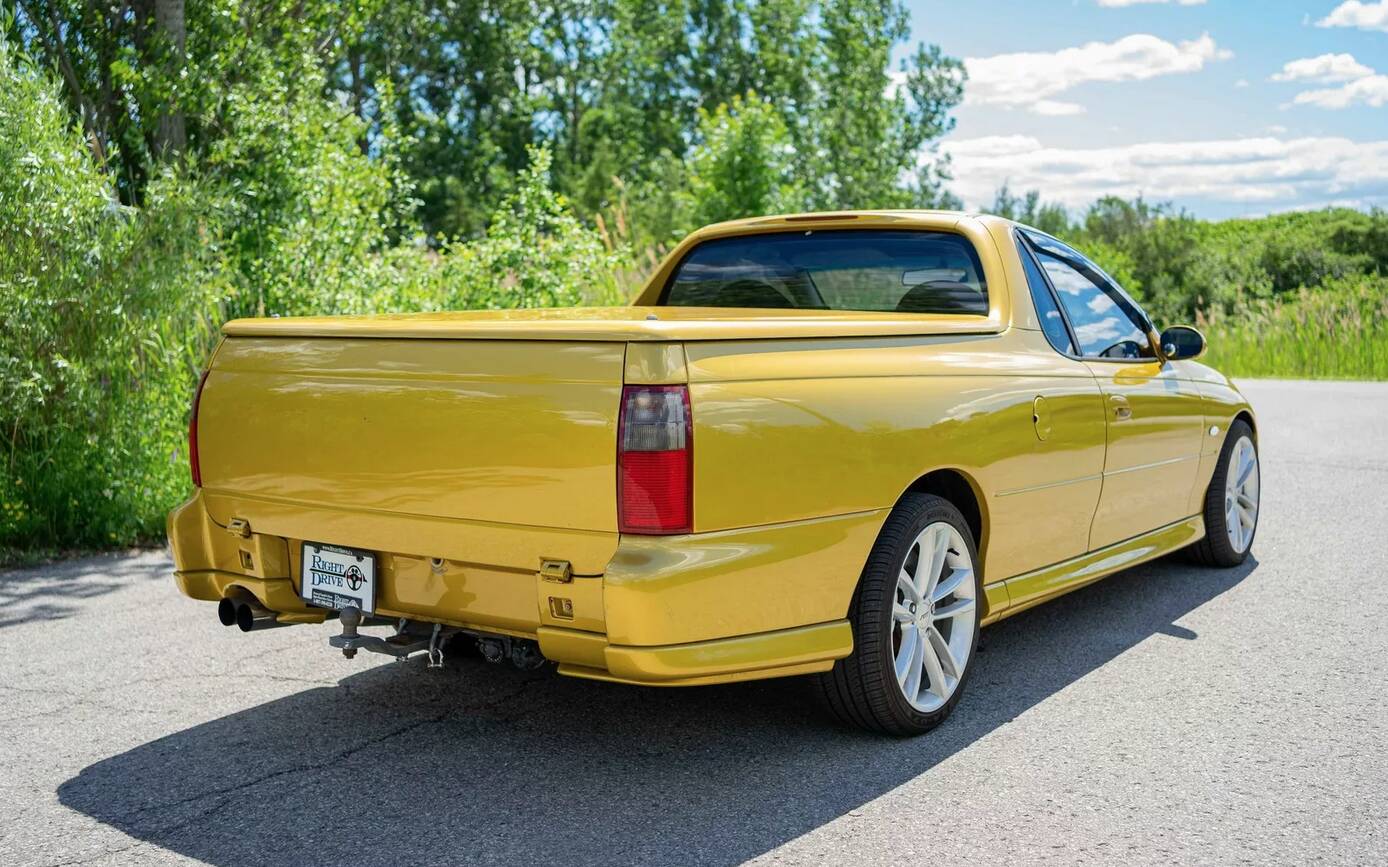 <p><strong>Holden Ute SS 2001</strong></p>