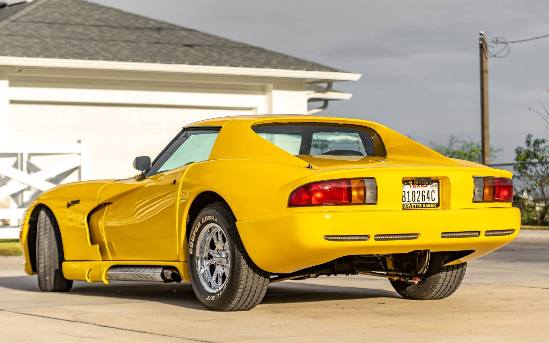 Personne ne veut de cette Corvette 1976 transformée en Dodge Viper 507468-personne-ne-veut-de-cette-corvette-1976-transformee-en-dodge-viper