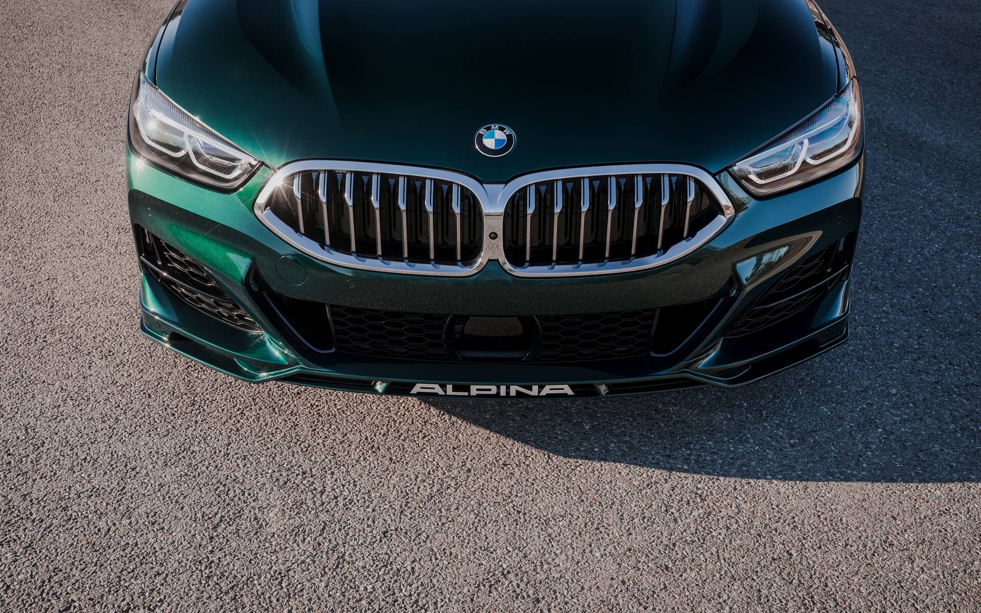 <p>BMW Alpina B8 2022</p>