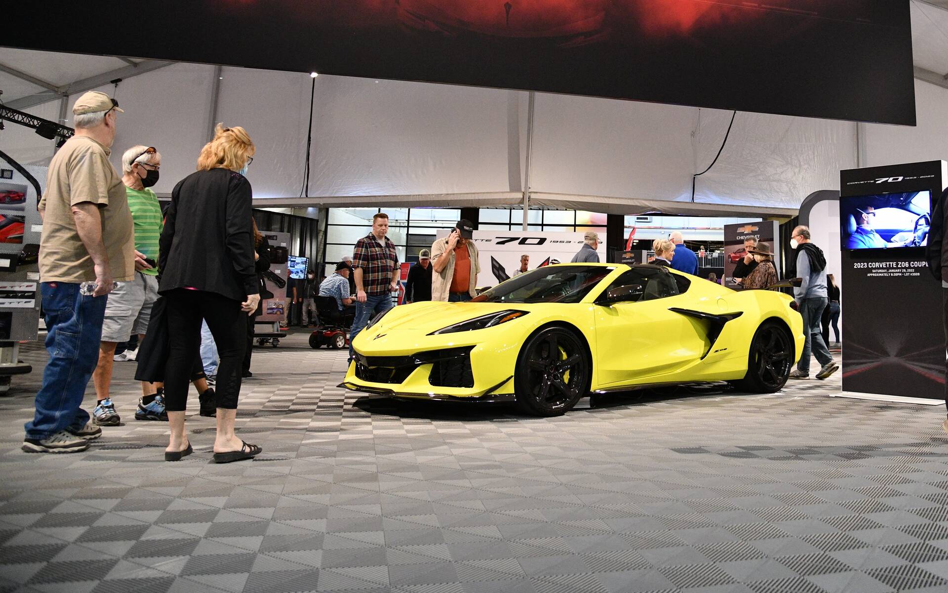 La première Corvette Z06 2023 vendue pour 4,5 M $ 508425-la-premiere-corvette-z06-2023-vendue-pour-4-5-millions
