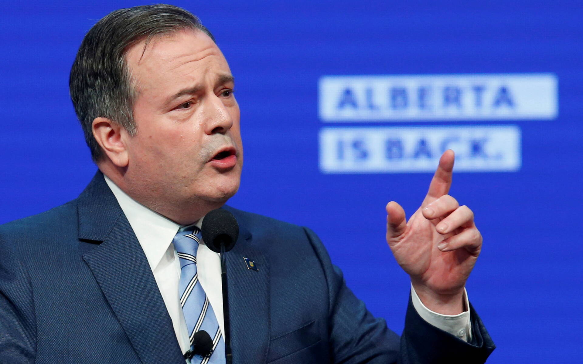 Alberta To Stop Collecting Provincial Fuel Tax April 1 3 3