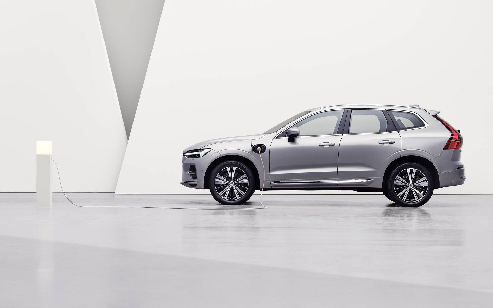 Volvo Recharge : plus de puissance et d'autonomie - Guide Auto