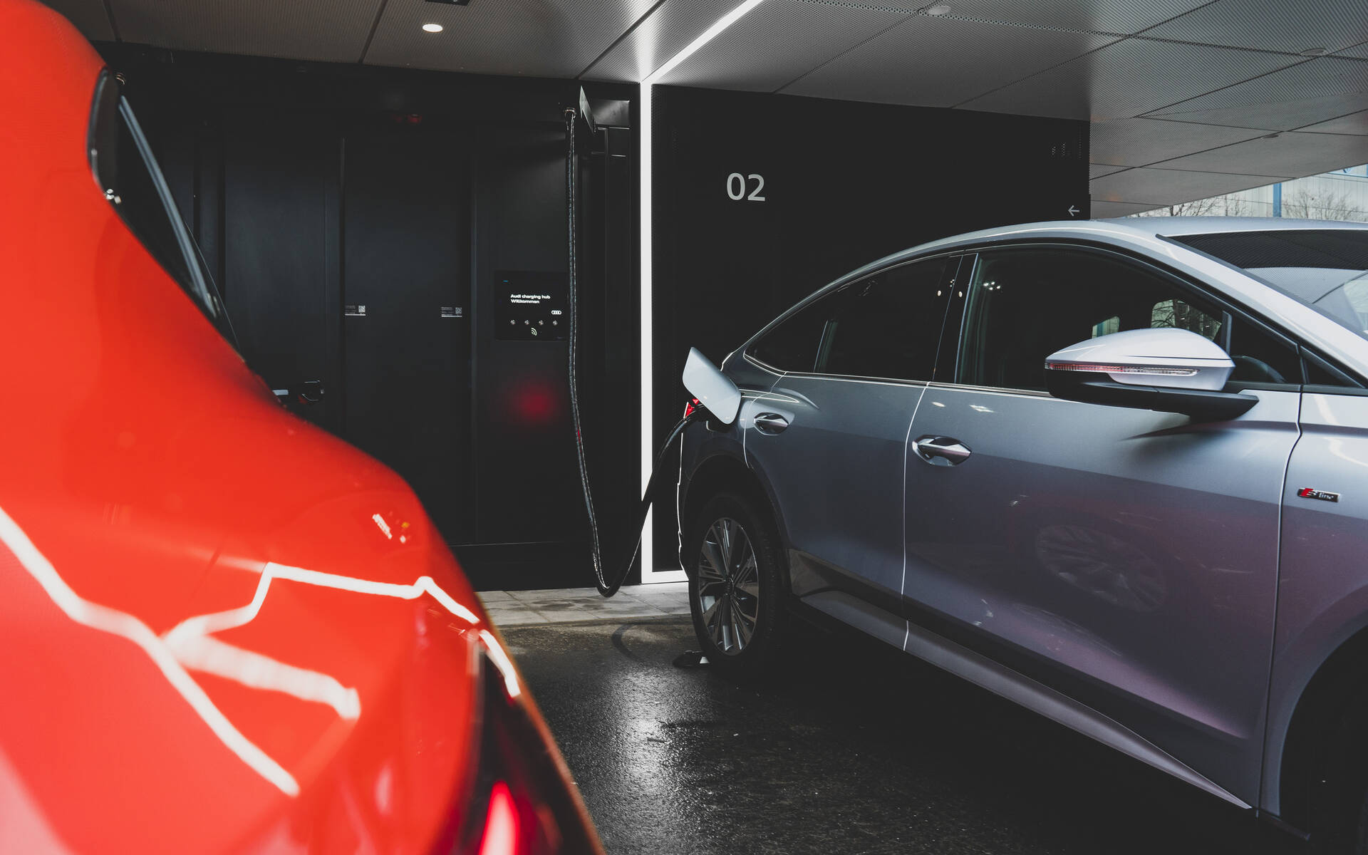 <p>Concept Audi Charging Hub</p>