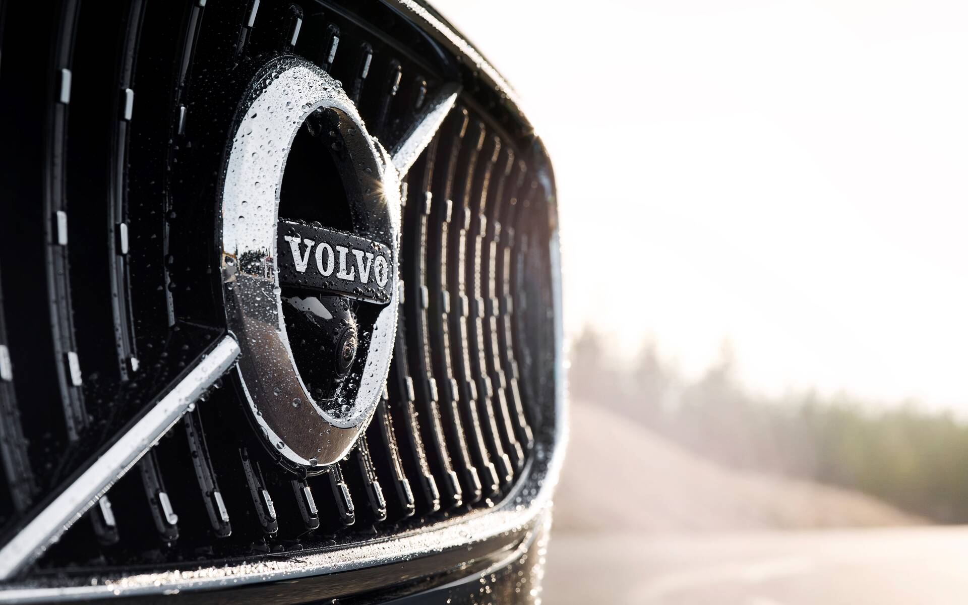 <p>Volvo V90 Cross Country B6 2022</p>