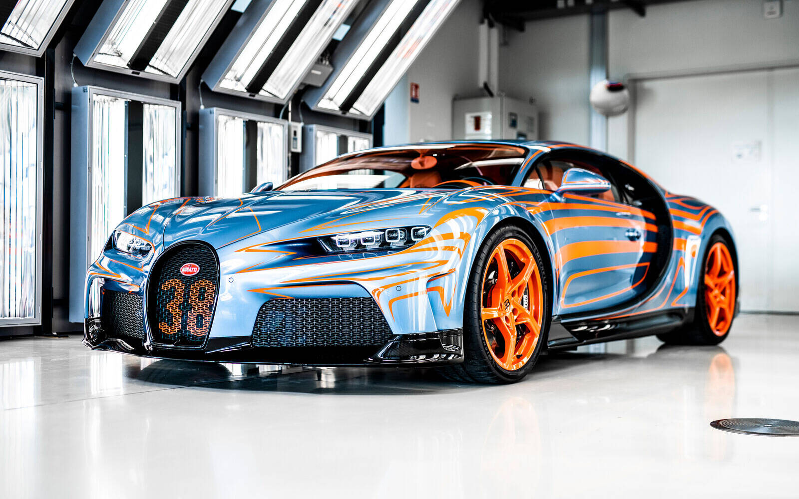 Bugatti Chiron Profilée becomes most valuable new car ever auctioned –  Bugatti Newsroom