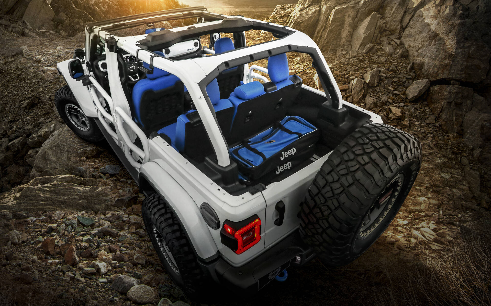 <p><strong>Jeep Wrangler 4xe Concept SEMA</strong></p>