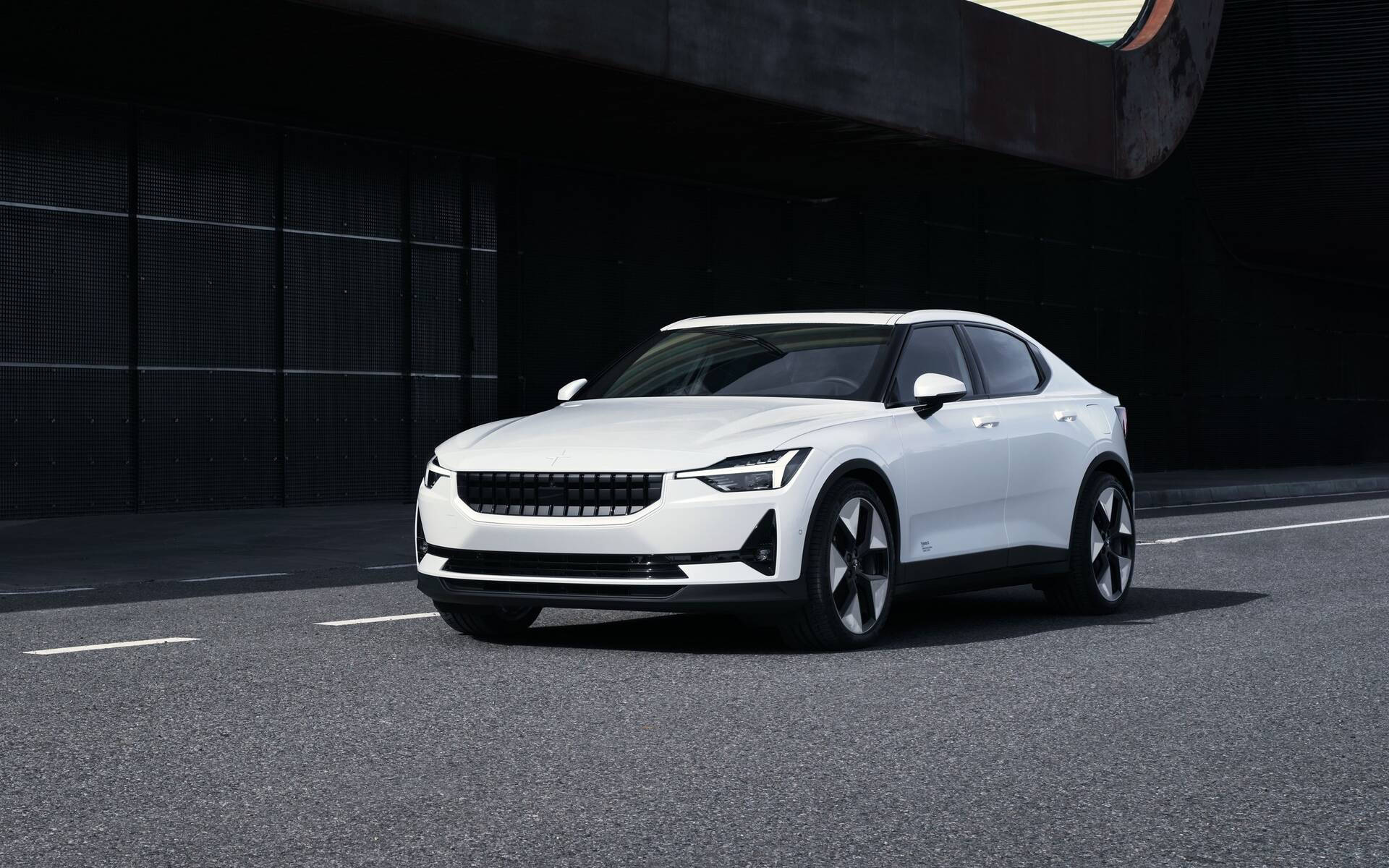 Polestar 2 : 39.900 euros pour une voiture électrique d'exception