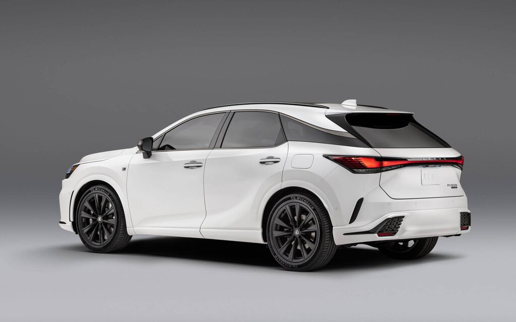Lexus RX 2023 : nouveau style et version hybride rechargeable