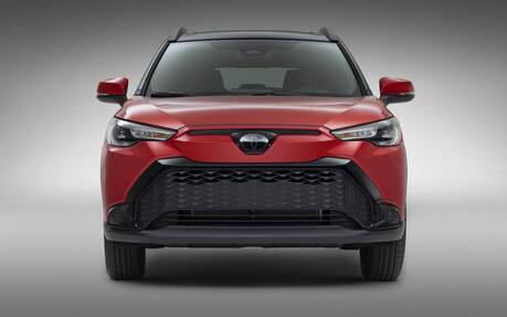 2023 Toyota Corolla Cross Hybrid Brings Extra Efficiency - The Car Guide