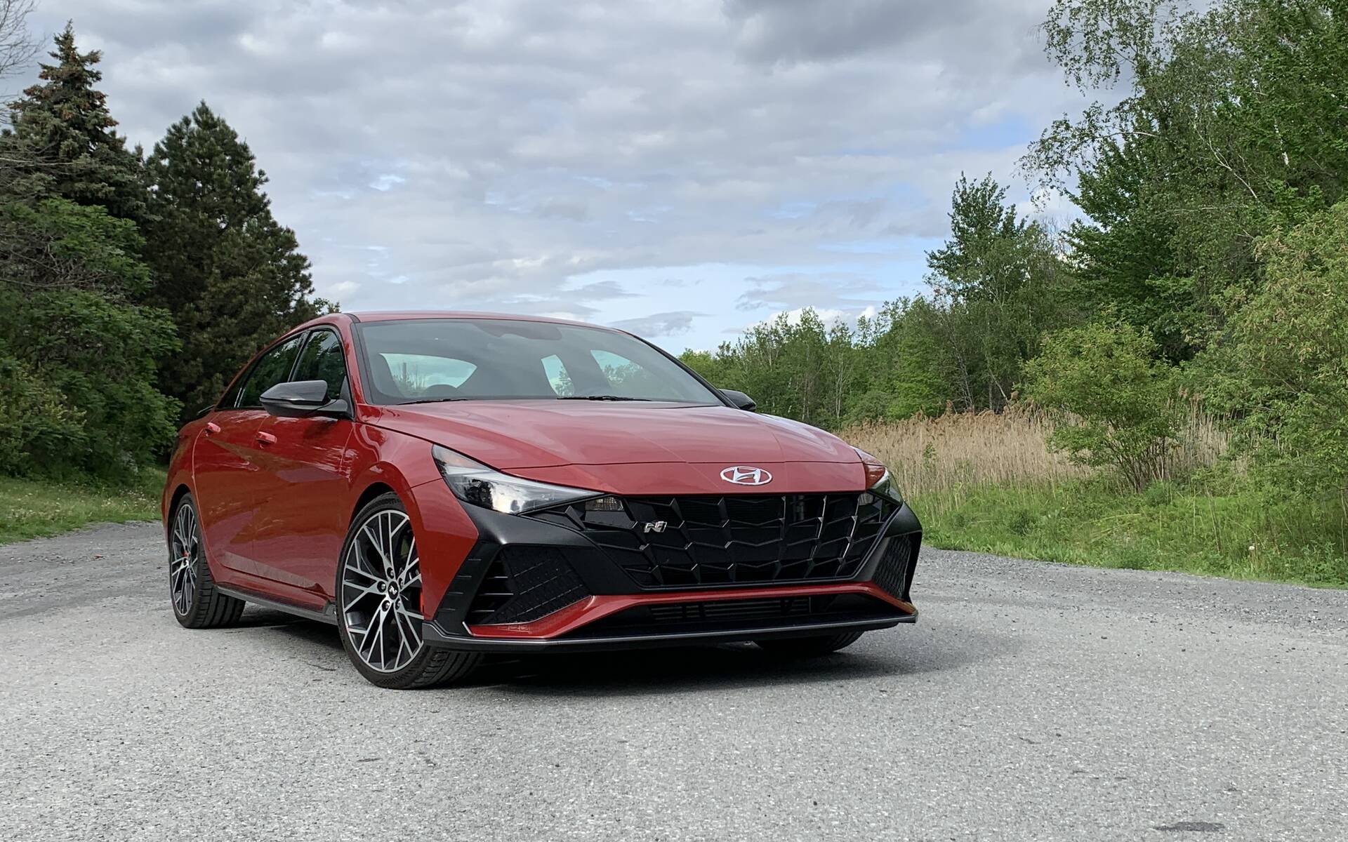 hyundai elantra 2022 sedan red