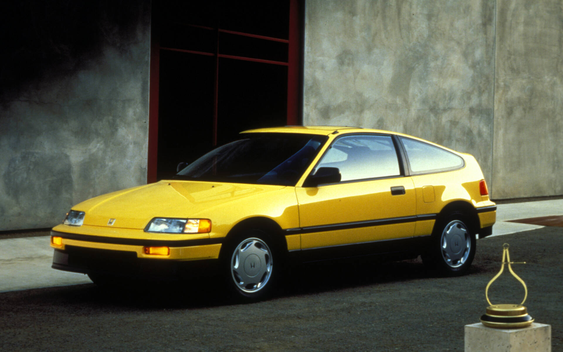 <p>4e génération - Honda Civic CRX Si 1988</p>