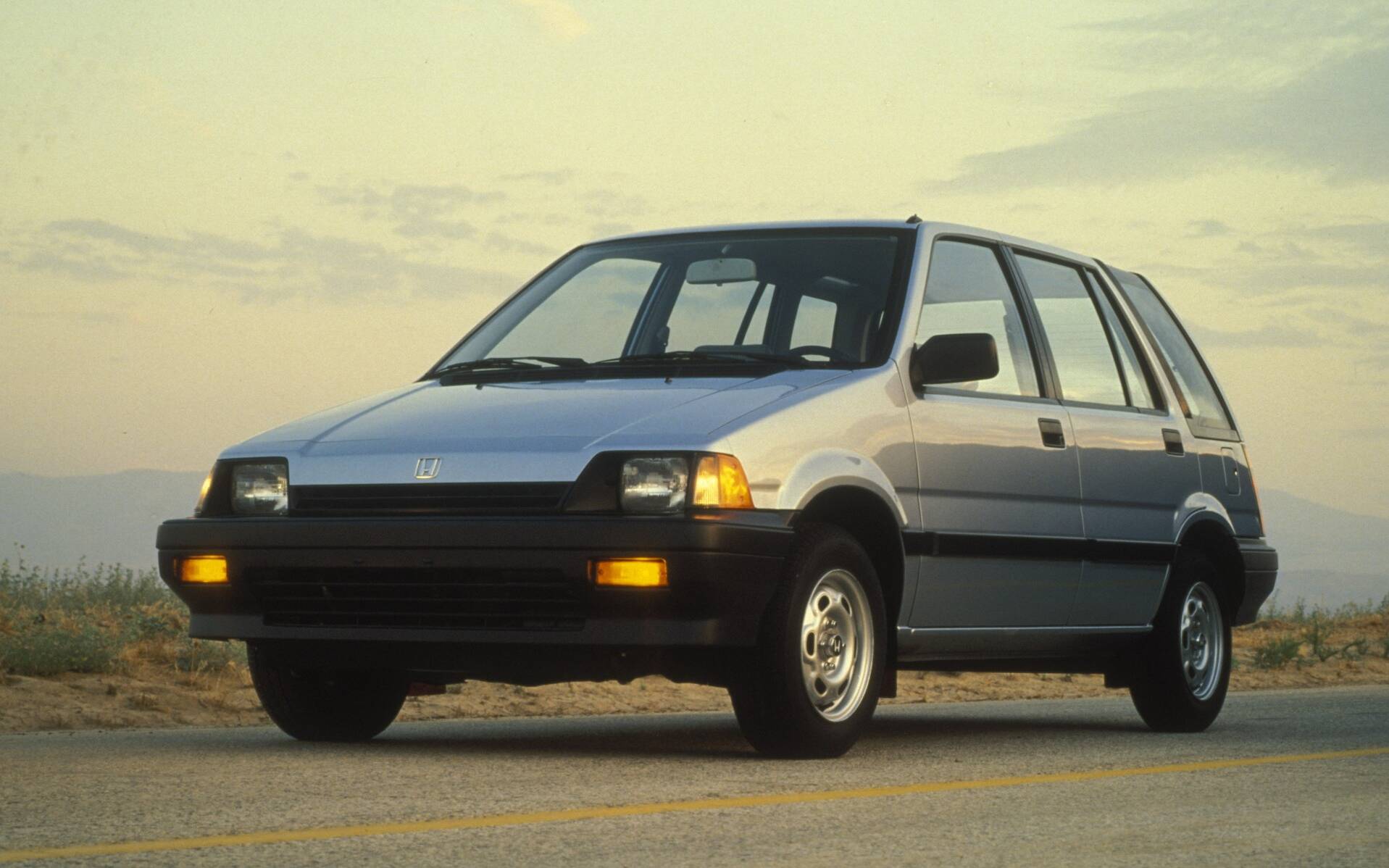 <p>3e génération - Honda Civic Familiale 1985</p>