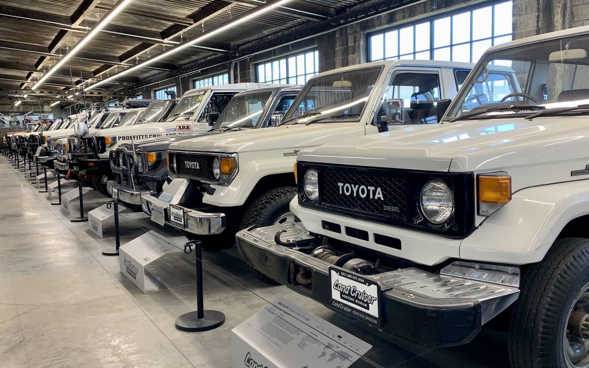 En photos : Le paradis du Toyota Land Cruiser est à Salt Lake City 535752-photos-le-paradis-du-toyota-land-cruiser-est-a-salt-lake-city