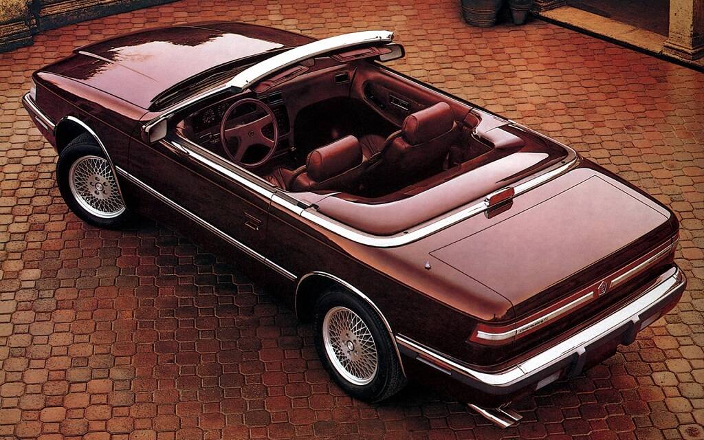 Vous souvenez-vous de la… Chrysler TC by Maserati ? 538566-vous-souvenez-vous-de-la-chrysler-tc-by-maserati