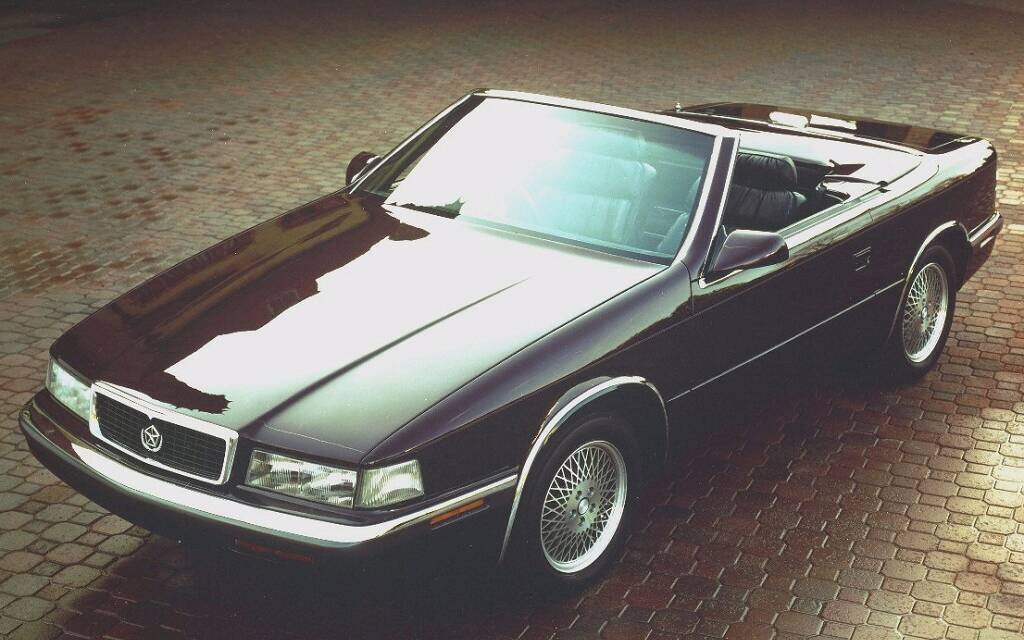 Vous souvenez-vous de la… Chrysler TC by Maserati? 538575-vous-souvenez-vous-de-la-chrysler-tc-by-maserati