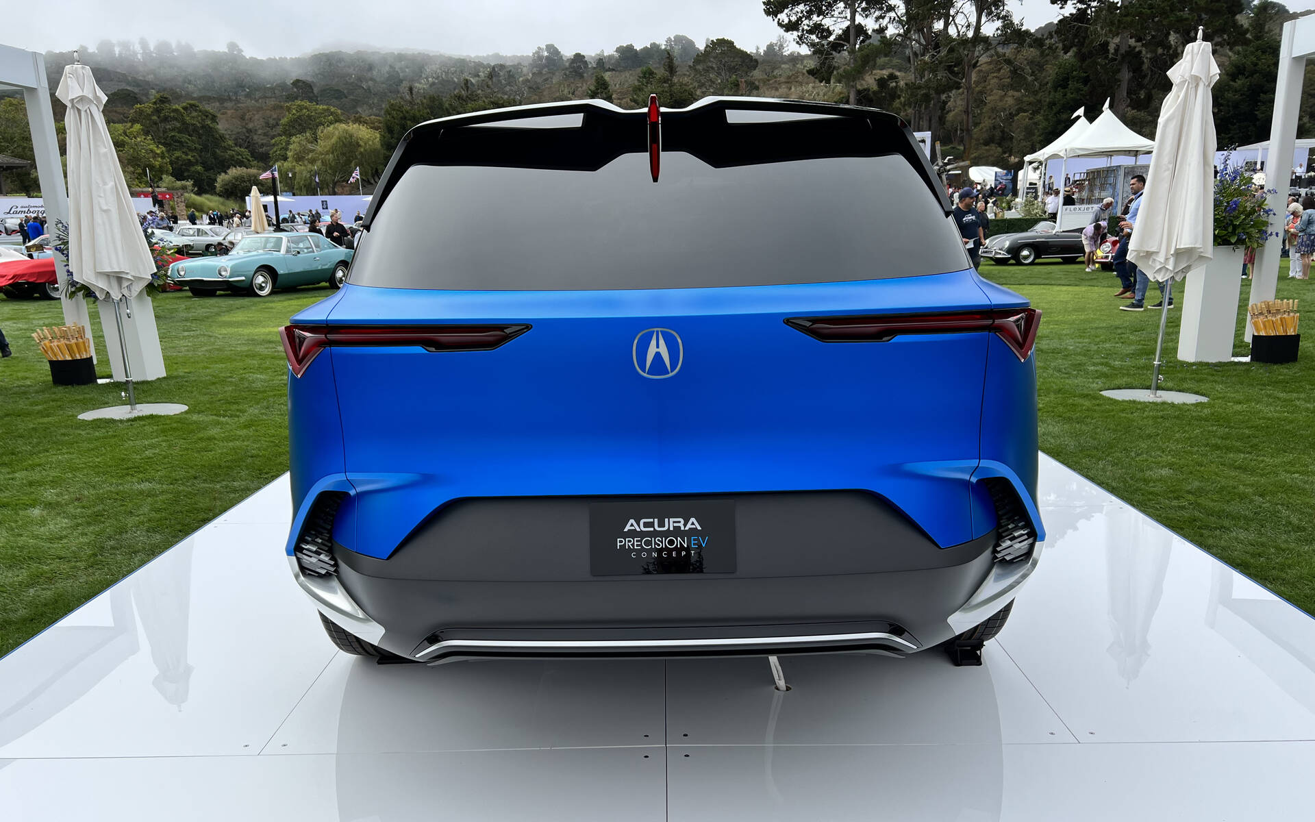 <p>Acura Concept Precision</p>