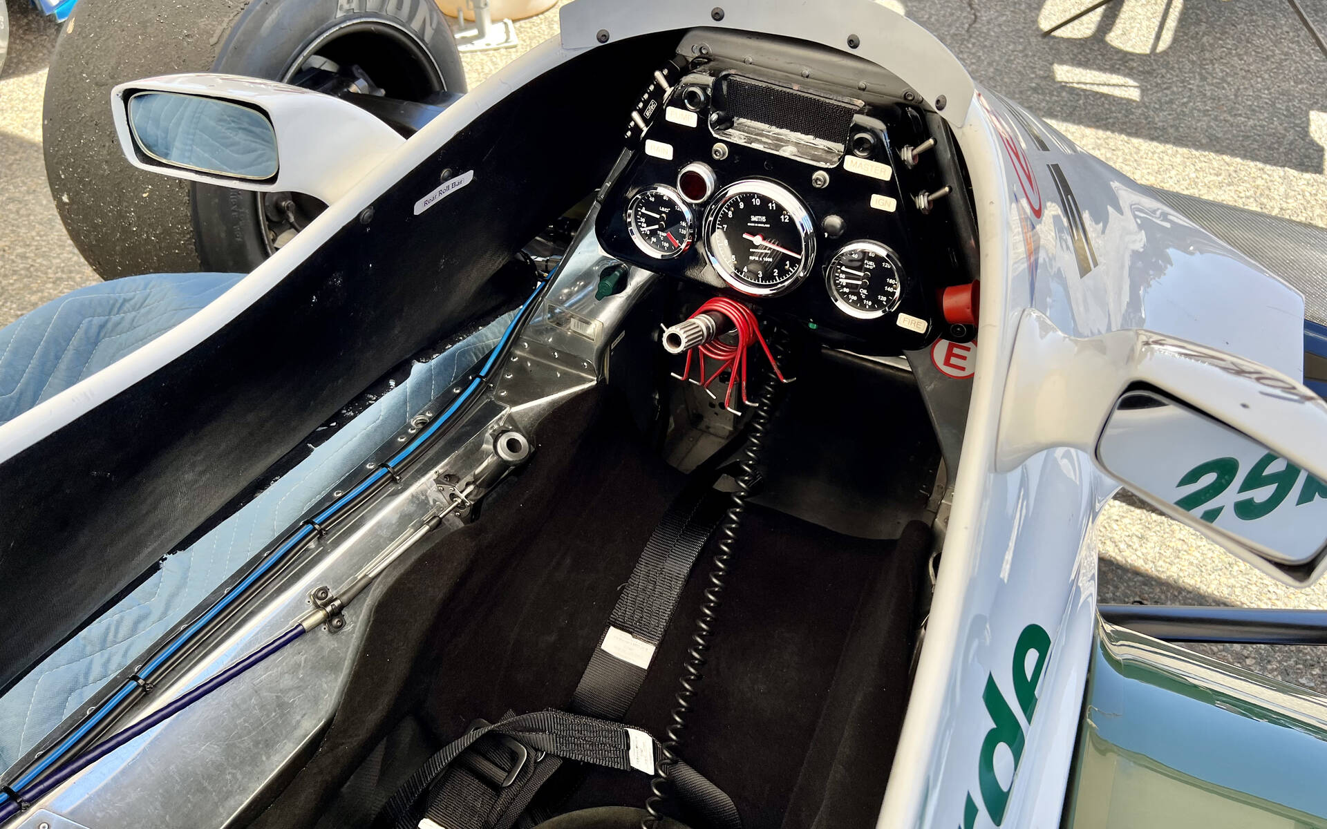 <p>La Williams FW07 à moteur V8 Ford de Alan Jones.</p>