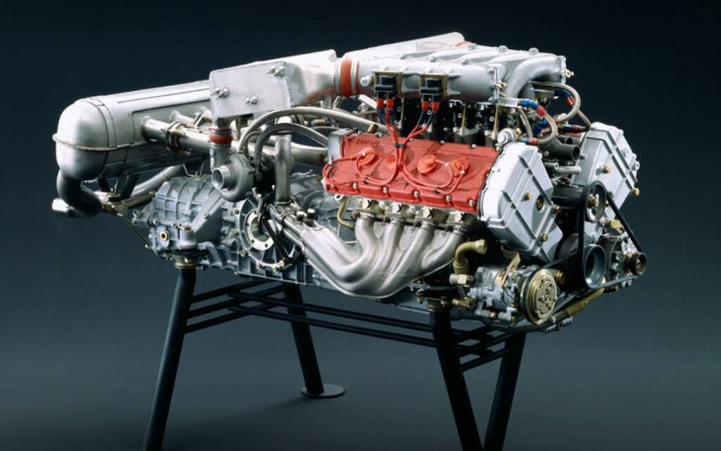 Ferrari F40 : le cadeau d’anniversaire le plus rapide du monde ! 539572-ferrari-f40-le-cadeau-d-anniversaire-le-plus-rapide-du-monde