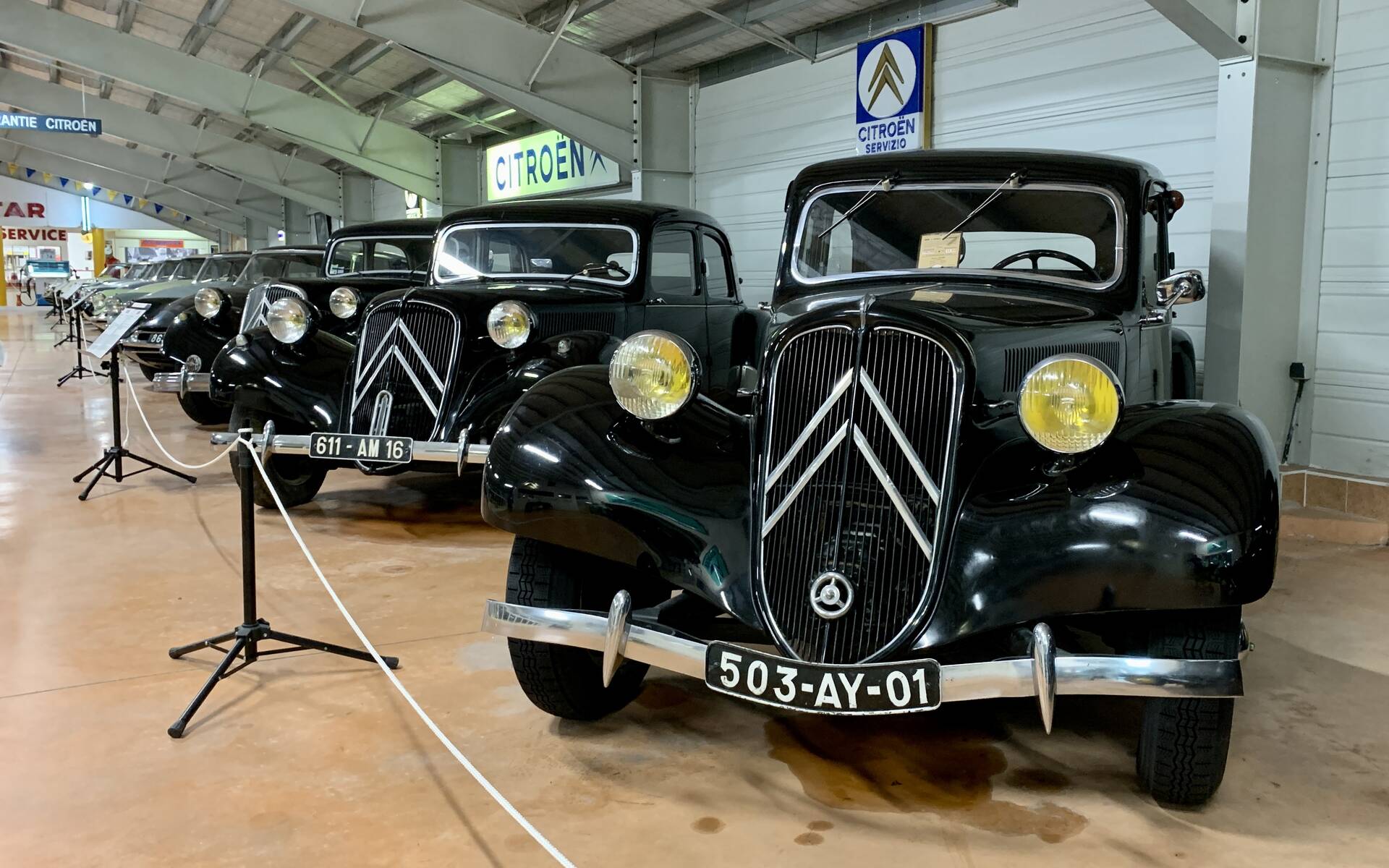 Photos: plus de 100 Citroën d'exception réunies dans un musée en France 543089-photos-plus-de-100-citroen-d-exception-reunies-dans-un-musee-en-france