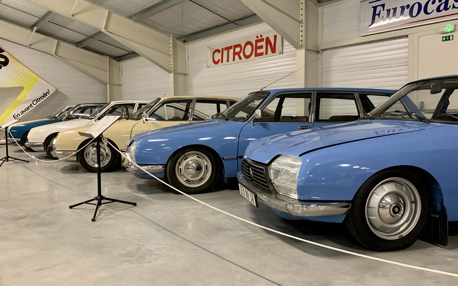 32 - Photos: plus de 100 Citroën d'exception réunies dans un musée en France 543106-photos-plus-de-100-citroen-d-exception-reunies-dans-un-musee-en-france