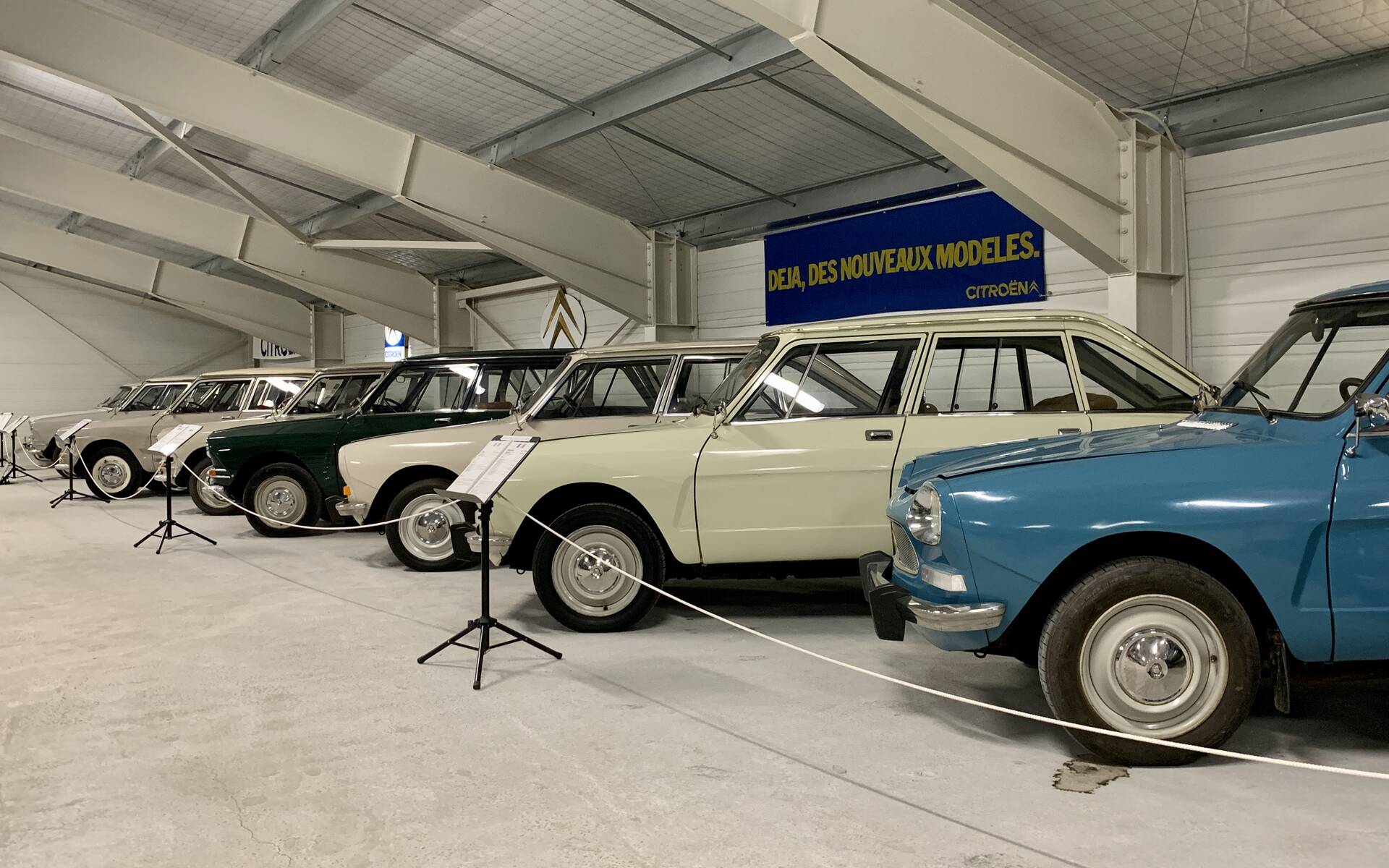 32 - Photos: plus de 100 Citroën d'exception réunies dans un musée en France 543138-photos-plus-de-100-citroen-d-exception-reunies-dans-un-musee-en-france