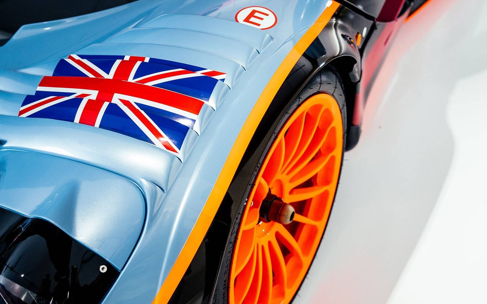 <p>McLaren F1 GTR Longtail (22R)</p>