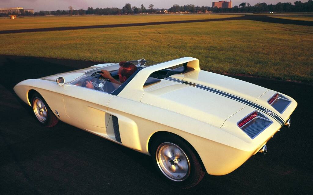 Prototype Mustang I 1962 544999-le-concept-mustang-avant-la-mustang