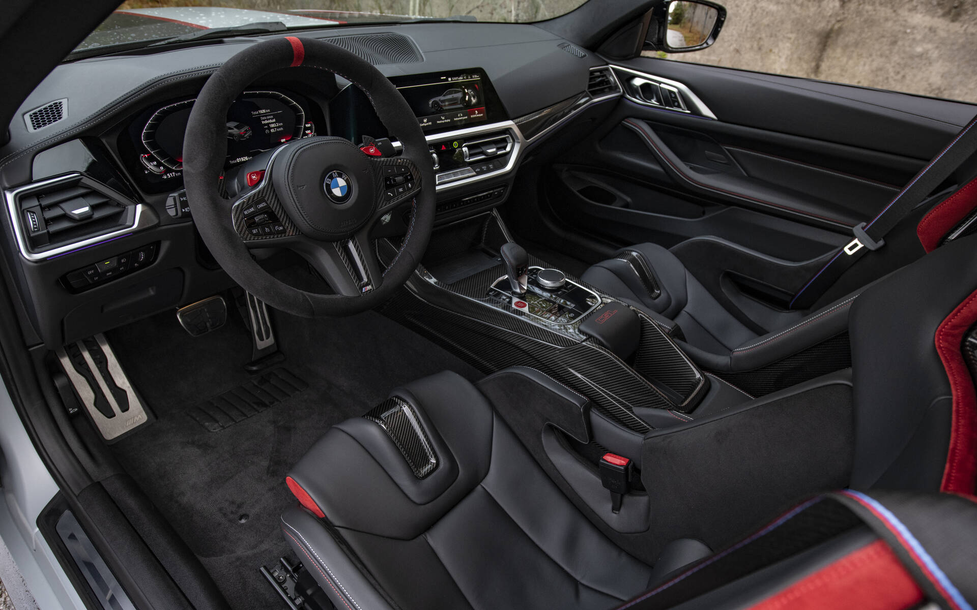 <p>BMW M4 CSL 2023</p>