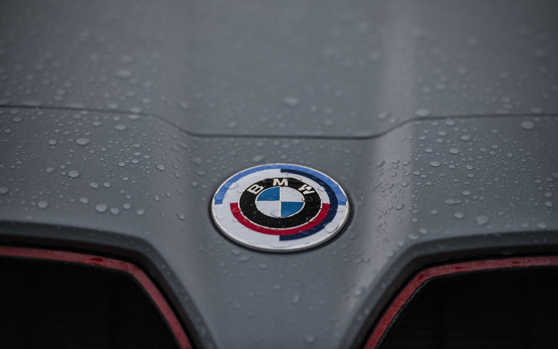 <p>BMW M4 CSL 2023</p>