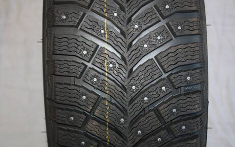 Les pneus à clous, ça vaut la peine? - Guide Auto