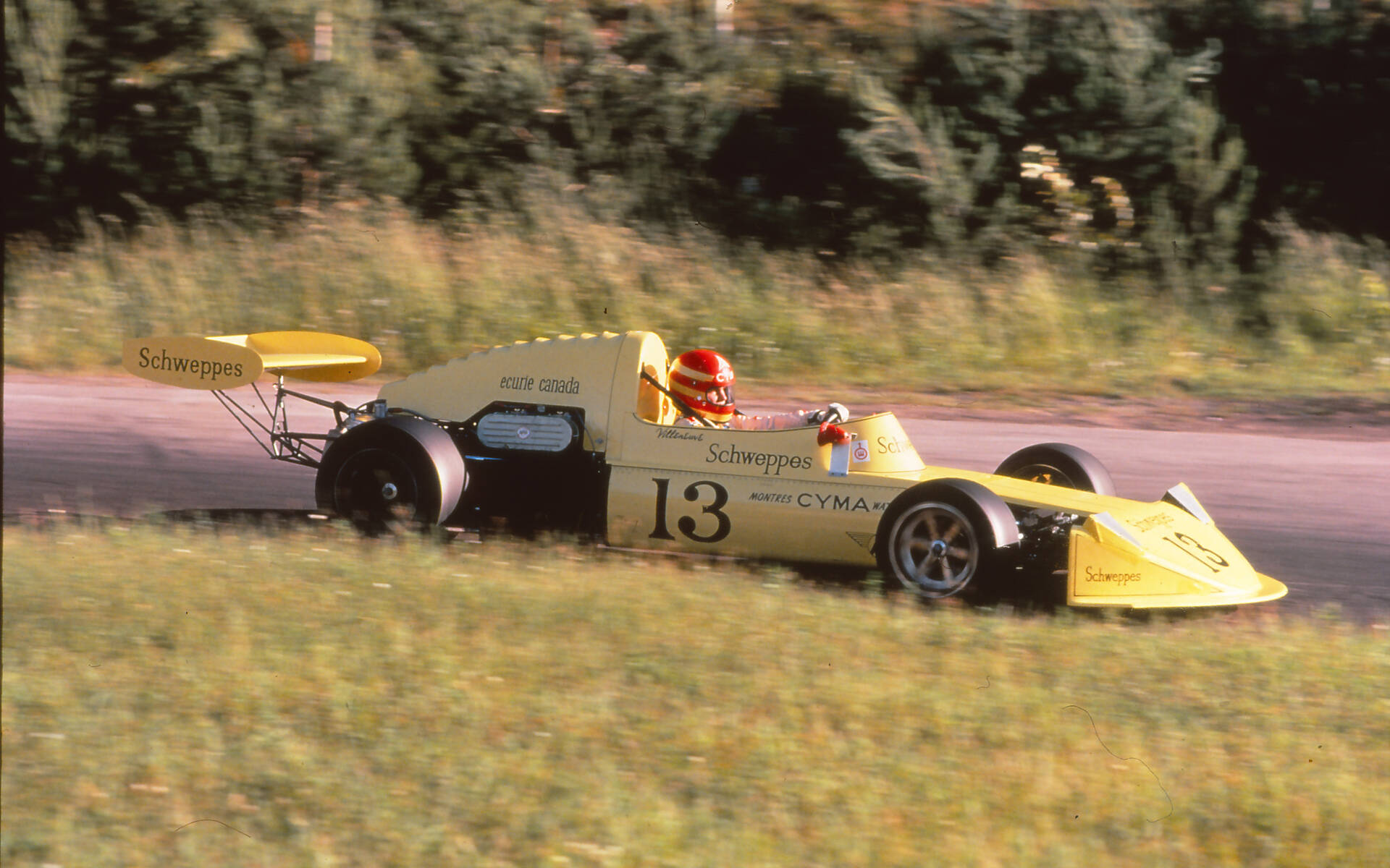 <p>Gilles Villeneuve en Formule Atlantique en 1974.</p>