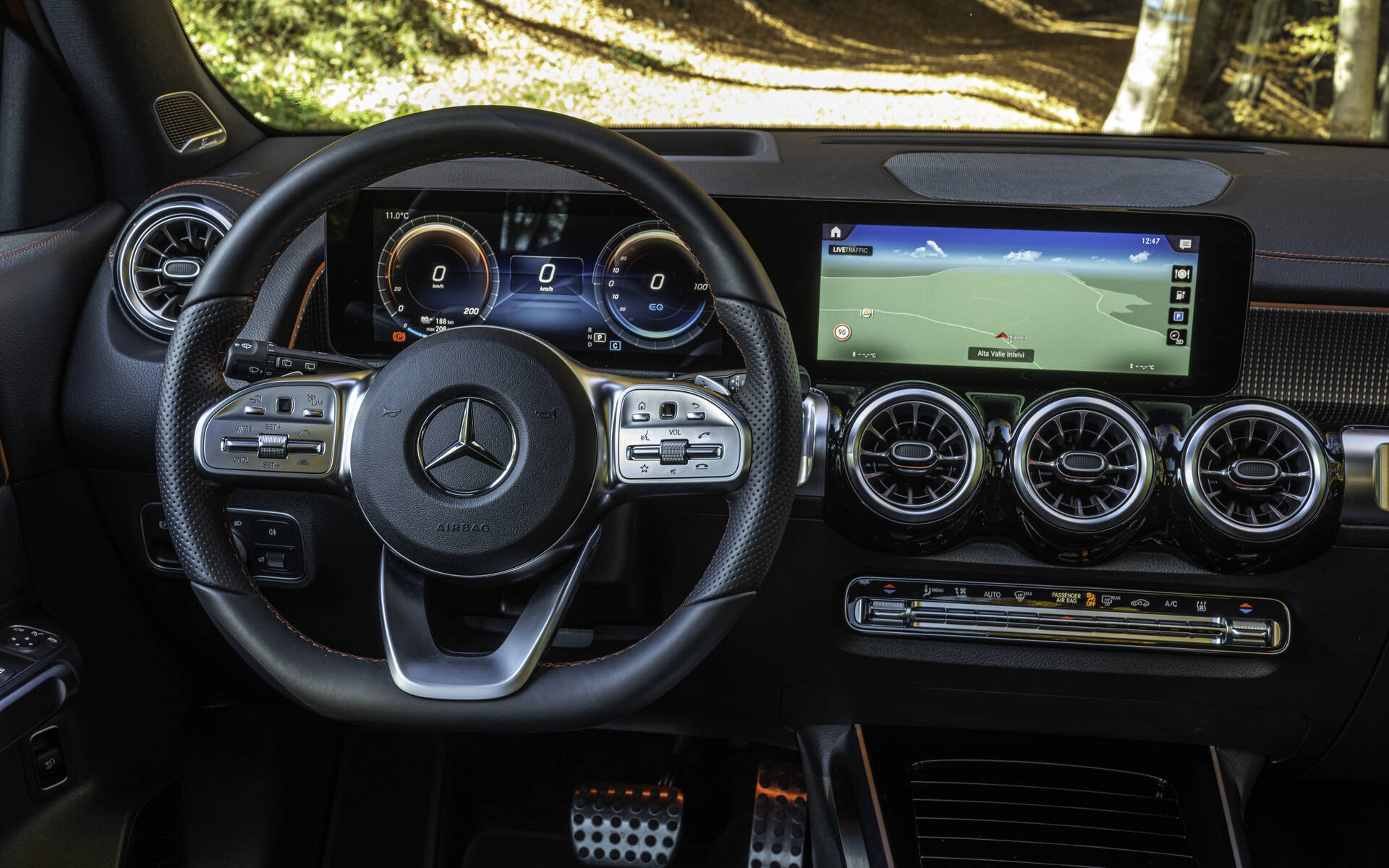 Mercedes-Benz VUS EQB 2023: à l'essai de l'électrique d'entrée de gamme chez Mercedes 552572-2023-mercedes-benz-eqb-suv-entry-level-luxury-do-it-all