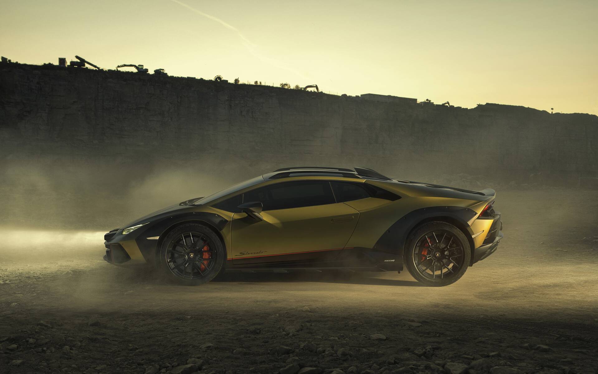 Lamborghini Huracán Sterrato 2023 : une Lamborghini prête pour un rallye 552586-lamborghini-huracan-sterrato-2023-l-italienne-exotique-de-rallye