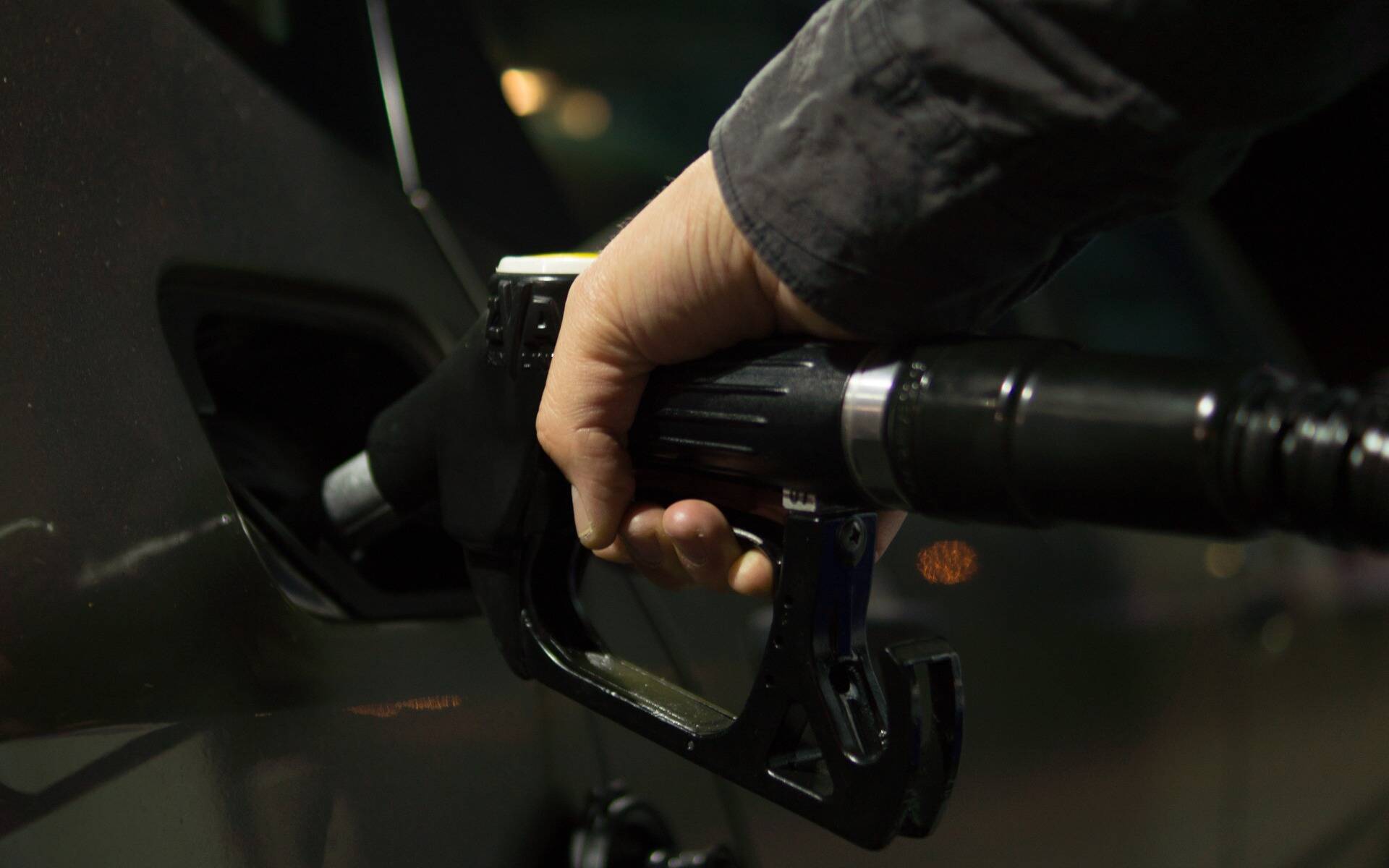 Prix à la pompe trop élevé: CAA-Québec dénonce des stations d’essence qui s’en mettent plein les poches 552696-prix-a-la-pompe-trop-eleve-caa-quebec-denonce-des-stations-d-essence-qui-s-en-mettent-plein-les-poches