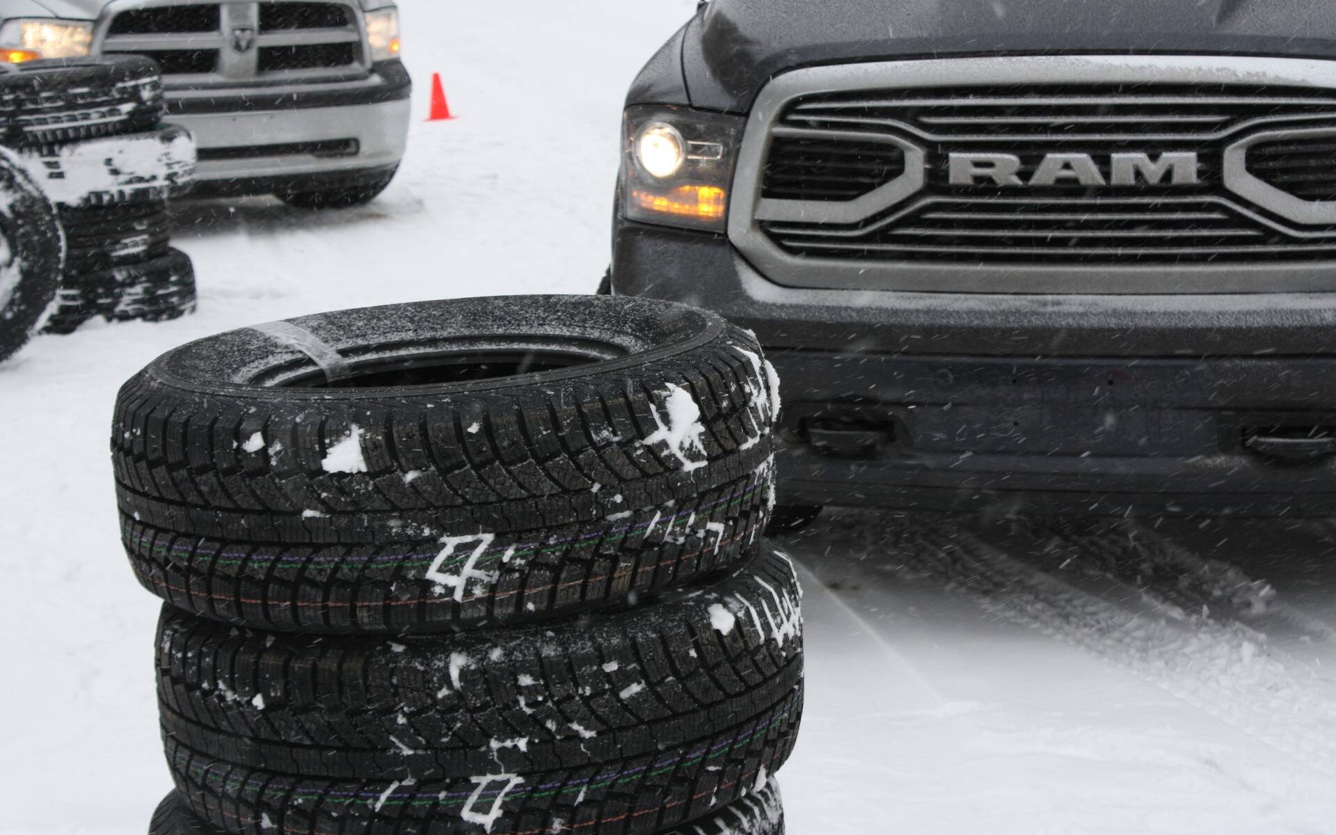 Au Québec, les pneus d'hiver sont obligatoires à partir d'aujourd
