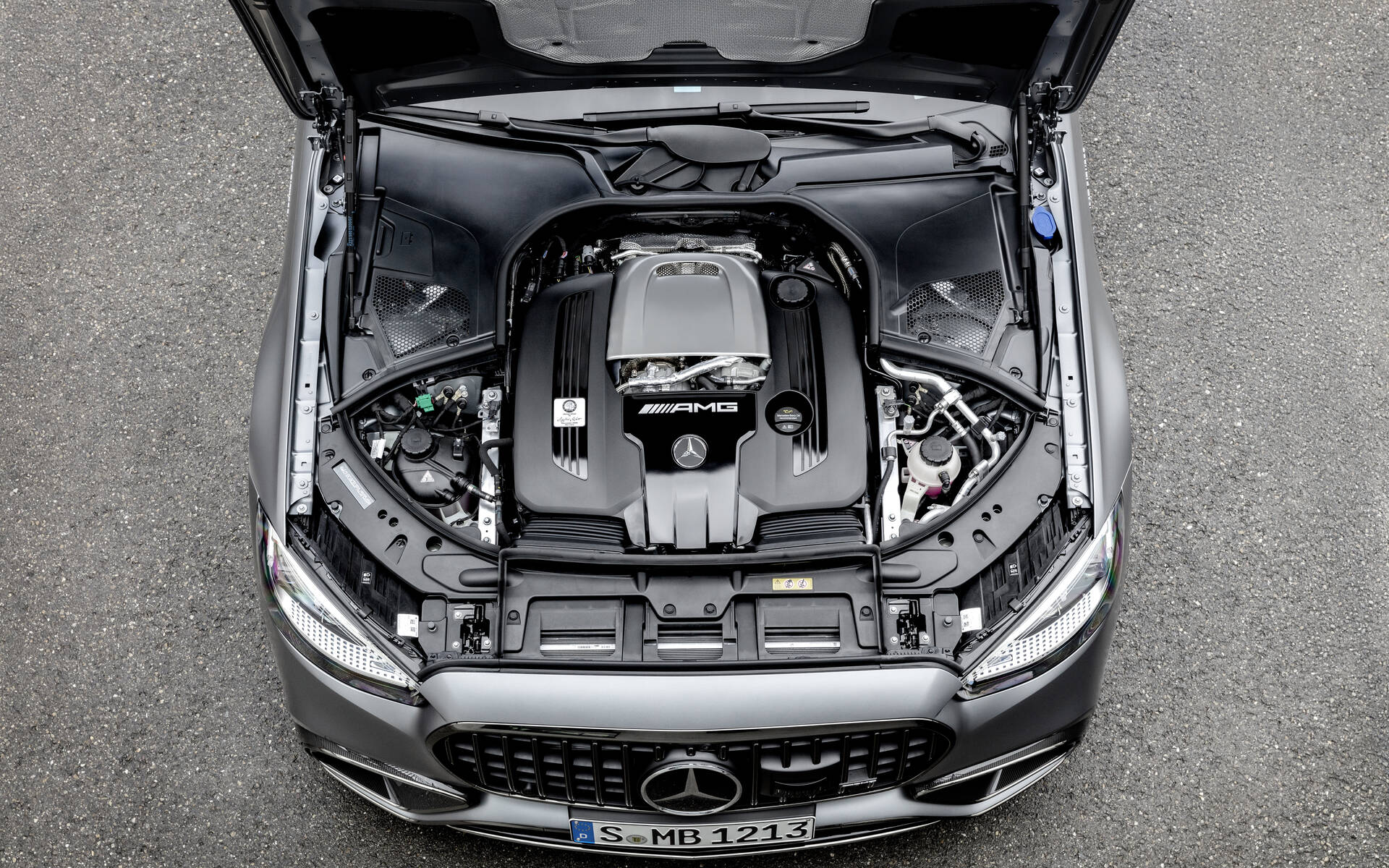 Mercedes-AMG S 63 E Performance 2023 : le gros luxe à 791 chevaux 553358-mercedes-amg-s-63-e-performance-2023-quand-le-luxe-rencontre-le-sport