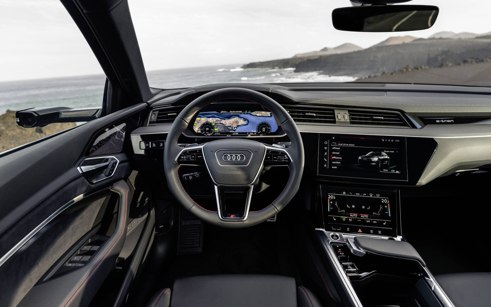 <p>Audi Q8 55 e-tron 2023</p>