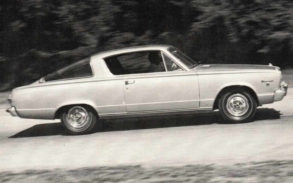 Plymouth Barracuda 1964-66 : victime de la Mustang 556216-plymouth-barracuda-1964-66-maudit-canasson
