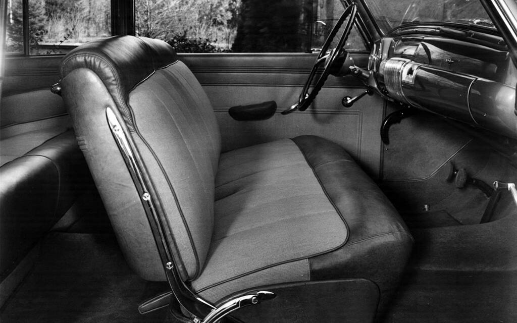 <p>L'intérieur du modèle 1940.</p>