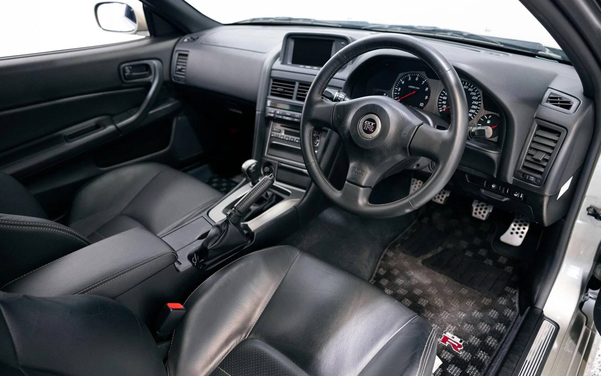 Nissan Skyline 2 Fast 2 Furious Interior