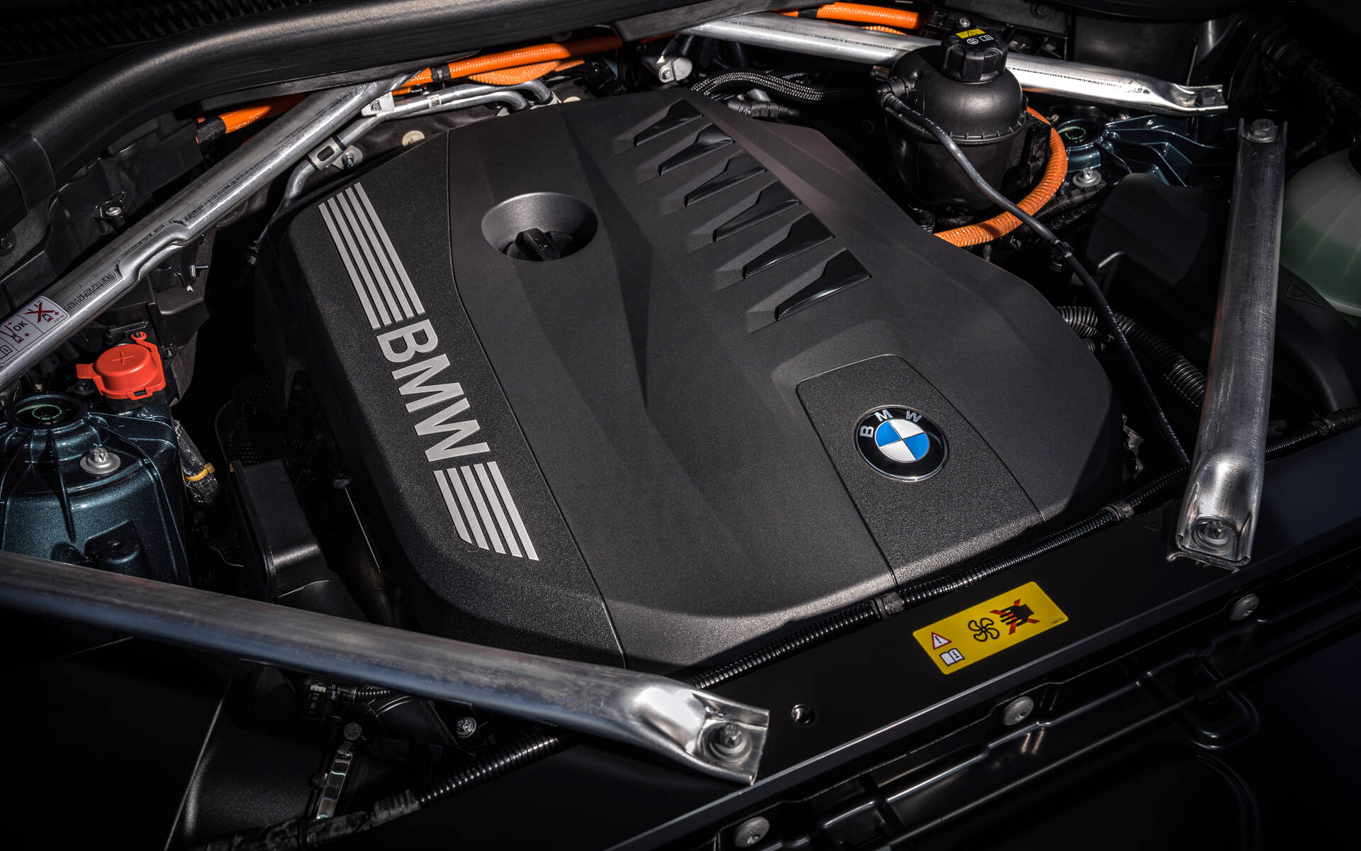 Le BMW X5 2024 est le meilleur VUS enfichable de luxe sur