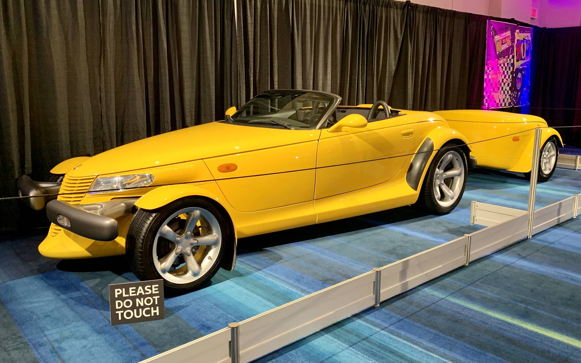 <p><strong>1999 Plymouth Prowler</strong></p>