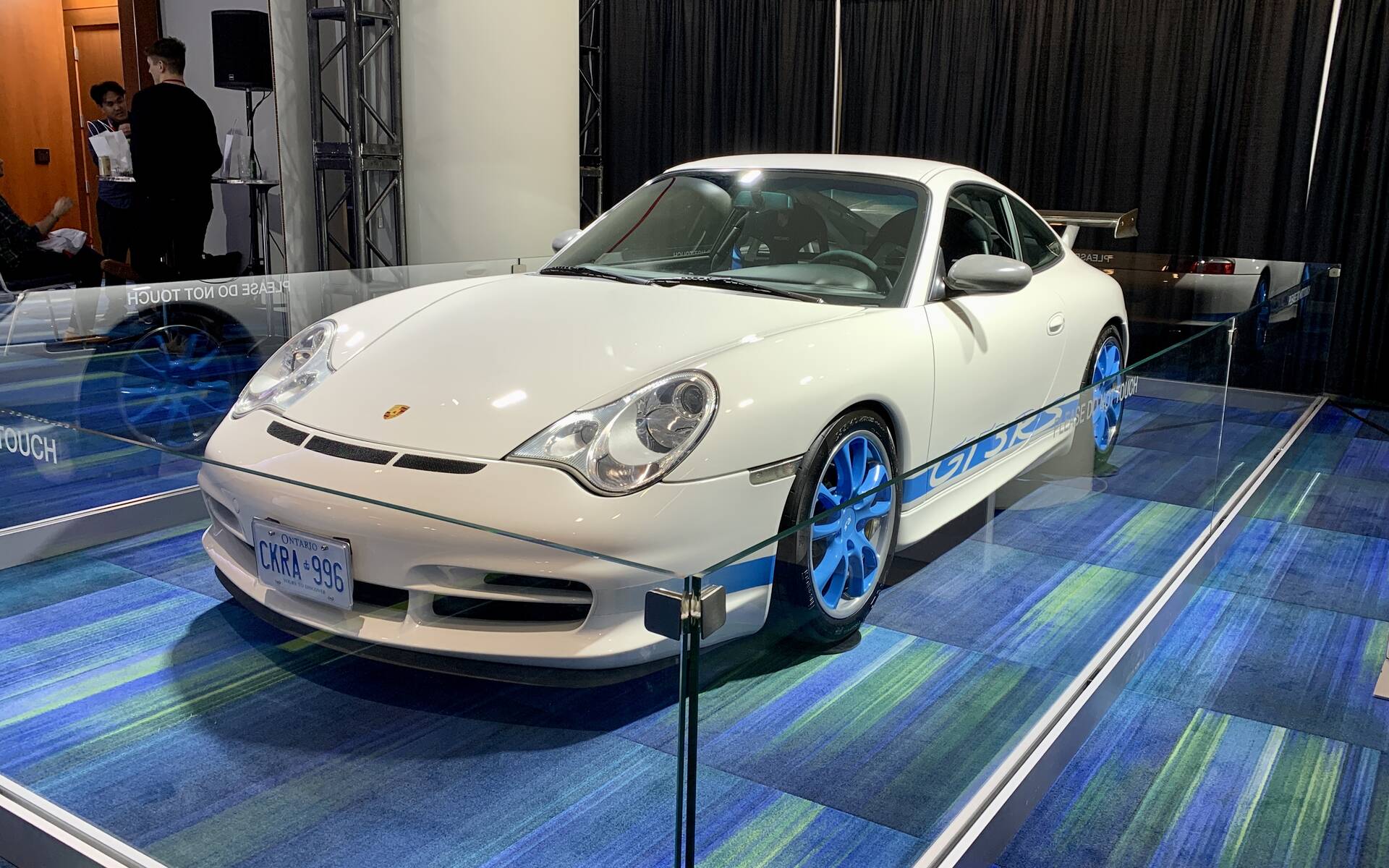 Salon de l’auto de Toronto : soulignons le 75e anniversaire de Porsche 562523-salon-de-l-auto-de-toronto-hommage-au-75e-anniversaire-de-porsche